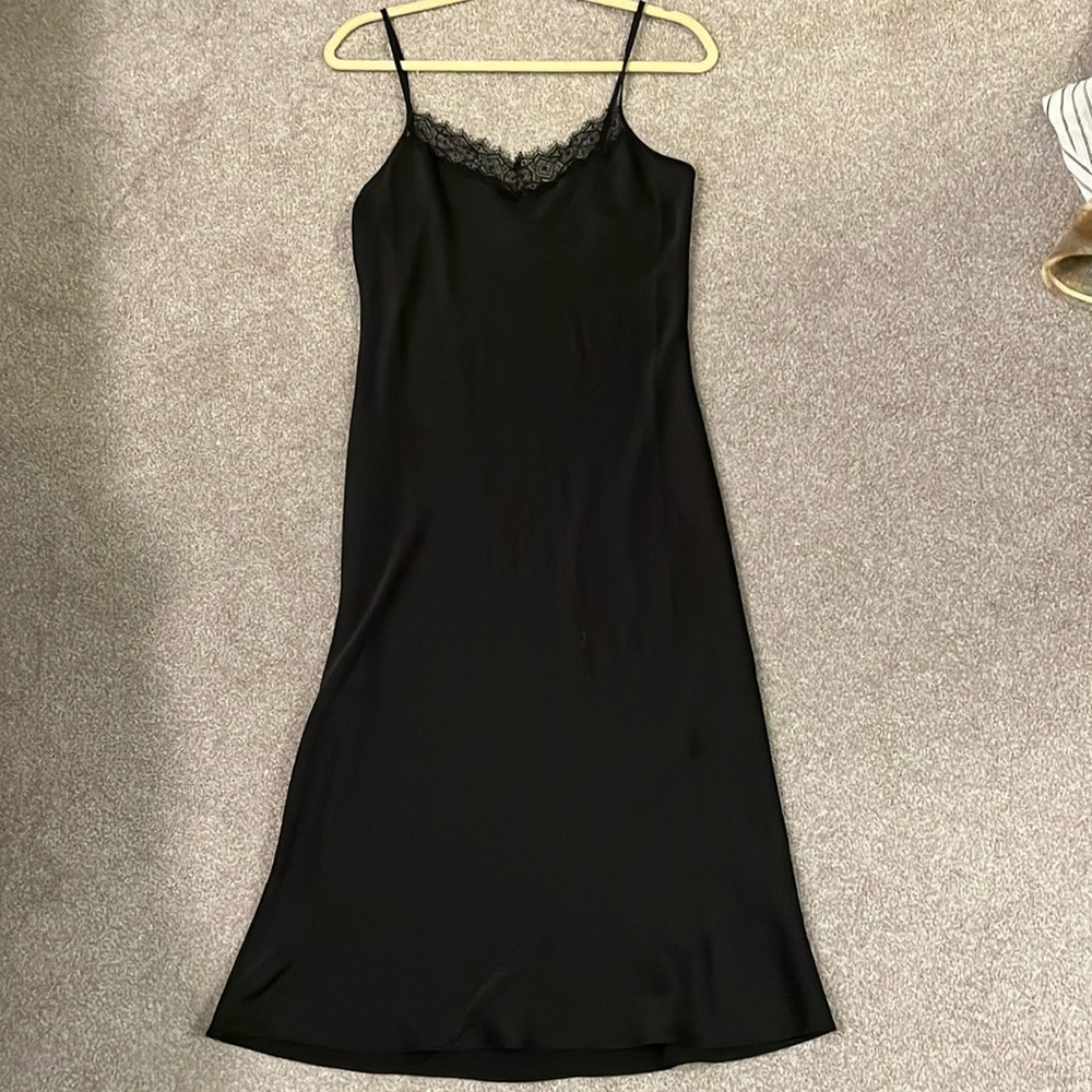 Aritzia Wilfred Only Slip Satin Dress with Lace